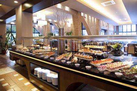 Turecko Kemer Limak Limra Resort 4 dňový pobyt Ultra All inclusive Letecky Letisko: Praha July 2026 ( 8/07/26-11/07/26)