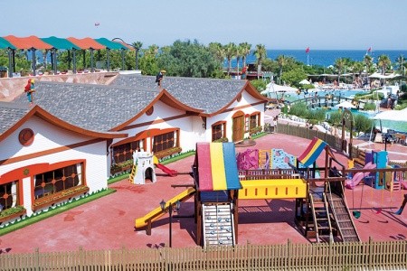 Turecko Kemer Limak Limra Resort 4 dňový pobyt Ultra All inclusive Letecky Letisko: Praha July 2026 ( 8/07/26-11/07/26)