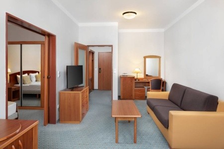 Maďarsko Západné Zadunajsko Karos Spa 5 dňový pobyt Polpenzia Vlastná April 2026 ( 5/04/26- 9/04/26)