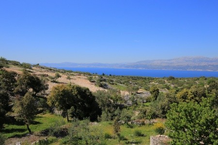 Robinzonáda 3298-3766 - 23