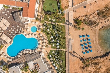 Louis Althea Beach - 6