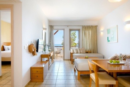 Louis Althea Beach - 11