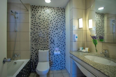 Louis Althea Beach - 13