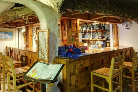 Seychely Mahé Le Relax Hotel And Restaurant 12 dňový pobyt Raňajky Letecky Letisko: Viedeň December 2025 ( 6/12/25-17/12/25)