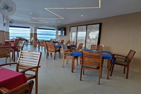 Seychely Mahé Le Relax Hotel And Restaurant 12 dňový pobyt Raňajky Letecky Letisko: Viedeň December 2025 ( 6/12/25-17/12/25)