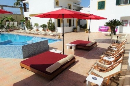 Oasis Beach Club - 2