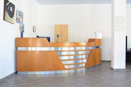 Cavos Beach House - 7