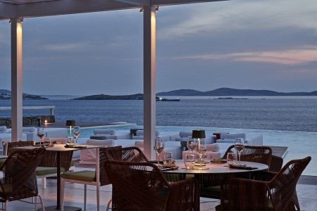 Kouros Hotel & Suites - 8