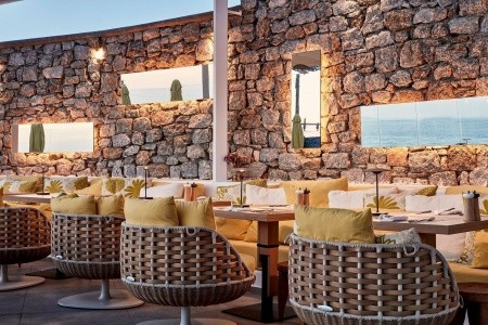 Grécko Mykonos Myconian Korali Relais And Chateaux 15 dňový pobyt Polpenzia Letecky Letisko: Viedeň September 2026 (14/09/26-28/09/26)