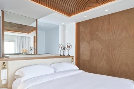 Grécko Mykonos Myconian Korali Relais And Chateaux 15 dňový pobyt Polpenzia Letecky Letisko: Viedeň September 2026 (14/09/26-28/09/26)