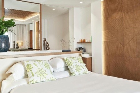 Grécko Mykonos Myconian Korali Relais And Chateaux 15 dňový pobyt Polpenzia Letecky Letisko: Viedeň September 2026 (14/09/26-28/09/26)