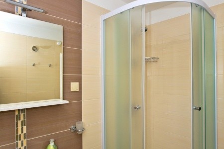 Robinzonáda 3298-3307 - 16