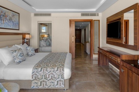 Egypt Hurghada Beach Albatros Resort 10 dňový pobyt Ultra All inclusive Letecky Letisko: Praha April 2026 (13/04/26-22/04/26)