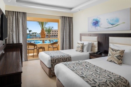 Egypt Hurghada Beach Albatros Resort 10 dňový pobyt Ultra All inclusive Letecky Letisko: Praha April 2026 (13/04/26-22/04/26)