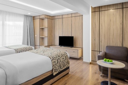 Egypt Hurghada Beach Albatros Resort 10 dňový pobyt Ultra All inclusive Letecky Letisko: Praha April 2026 (13/04/26-22/04/26)