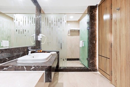 Egypt Hurghada Beach Albatros Resort 10 dňový pobyt Ultra All inclusive Letecky Letisko: Praha April 2026 (13/04/26-22/04/26)