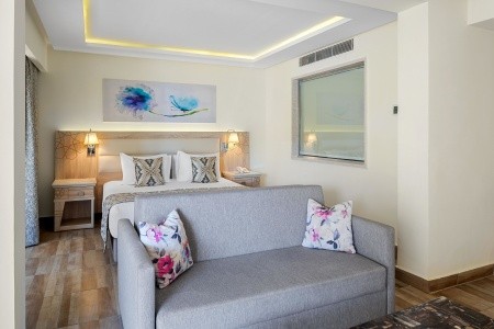 Egypt Hurghada Beach Albatros Resort 10 dňový pobyt Ultra All inclusive Letecky Letisko: Praha April 2026 (13/04/26-22/04/26)