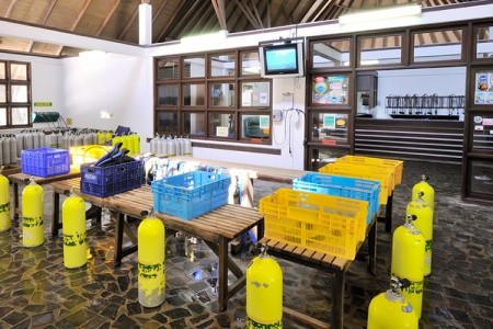 Maldivy Severný Atol Male Bandos Island Resort 7 dňový pobyt Polpenzia Letecky Letisko: Praha February 2026 ( 2/02/26- 8/02/26)