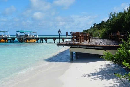 Maldivy Južný Atol Male Embudu Village 11 dňový pobyt Plná penzia Letecky Letisko: Praha December 2025 (15/12/25-25/12/25)