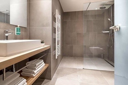 Chorvátsko Novigrad Aminess Maestral 7 dňový pobyt Polpenzia Vlastná May 2026 (30/05/26- 5/06/26)