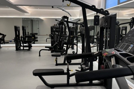 Angela Downtown - 18