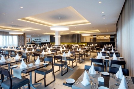 Cyprus Protaras Evalena Beach 4 dňový pobyt Polpenzia Letecky Letisko: Praha June 2026 (20/06/26-23/06/26)