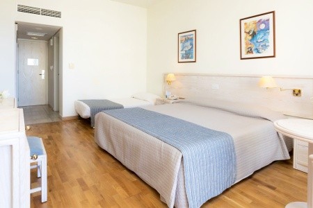 The Golden Coast Beach - 30