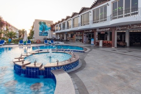 Minamark Beach Resort - 37