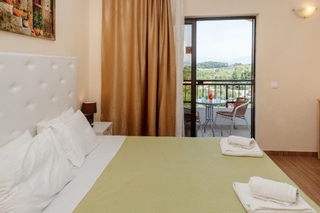 Grécko Korfu Victoria Hill 16 dňový pobyt Raňajky Letecky Letisko: Praha July 2026 (14/07/26-29/07/26)