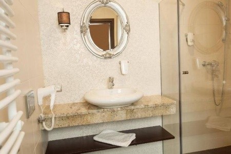 Poľsko Dolní Slezsko Cottonina Villa & Mineral Spa Resort 4 dňový pobyt Polpenzia Vlastná February 2026 ( 5/02/26- 8/02/26)