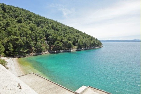 Chorvátsko Hvar Robinzonáda Ficus 8 dňový pobyt Bez stravy Vlastná August 2026 (15/08/26-22/08/26)