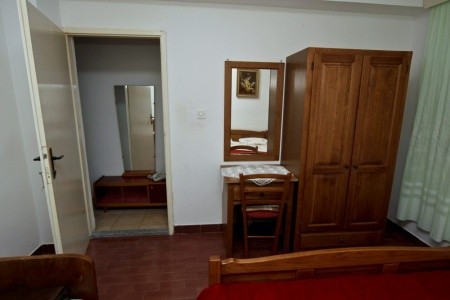 Chorvátsko Hvar Robinzonáda Ficus 8 dňový pobyt Bez stravy Vlastná August 2026 (15/08/26-22/08/26)