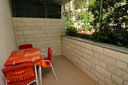 Chorvátsko Hvar Robinzonáda Ficus 8 dňový pobyt Bez stravy Vlastná August 2026 (15/08/26-22/08/26)