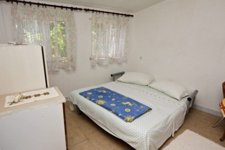 Chorvátsko Hvar Robinzonáda Ficus 8 dňový pobyt Bez stravy Vlastná August 2026 (15/08/26-22/08/26)