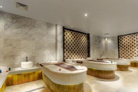 Egypt Hurghada Titanic Royal Resort 11 dňový pobyt Ultra All inclusive Letecky Letisko: Viedeň May 2026 (14/05/26-24/05/26)