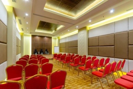 Egypt Hurghada Titanic Royal Resort 11 dňový pobyt Ultra All inclusive Letecky Letisko: Viedeň May 2026 (14/05/26-24/05/26)