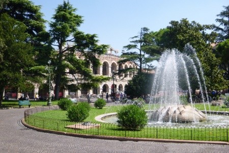 Itálie - Verona - opera Nabucco a velkolepé vily a zahrady kanálu Brenta - 7