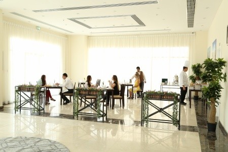 Spojené arabské emiráty Fujairah The Uptown Hotel Apartments 5 dňový pobyt Raňajky Letecky Letisko: Praha January 2026 (17/01/26-21/01/26)