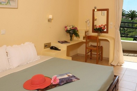 Grécko Korfu Paradise Corfu 11 dňový pobyt Raňajky Letecky Letisko: Praha July 2026 (26/07/26- 5/08/26)