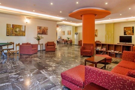 Grécko Korfu Popi Star 11 dňový pobyt Polpenzia Letecky Letisko: Praha June 2026 (26/06/26- 6/07/26)