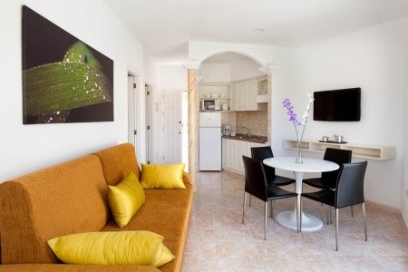 Kanárske ostrovy Tenerife Checkin Bungalows Atlántida 10 dňový pobyt Plná penzia Letecky Letisko: Budapešť October 2026 (12/10/26-21/10/26)