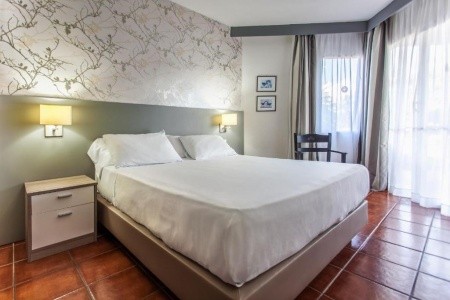 Kanárske ostrovy Tenerife Hg Tenerife Sur 7 dňový pobyt Polpenzia Letecky Letisko: Budapešť September 2026 (14/09/26-20/09/26)