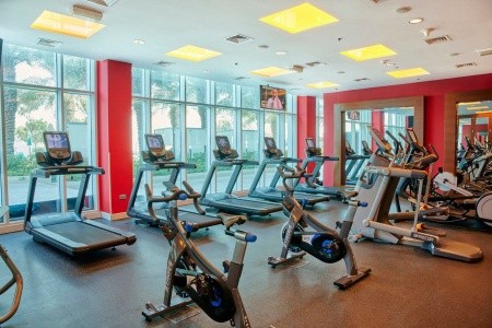 Katar Doha Hilton Doha 8 dňový pobyt Raňajky Letecky Letisko: Praha July 2026 (26/07/26- 2/08/26)