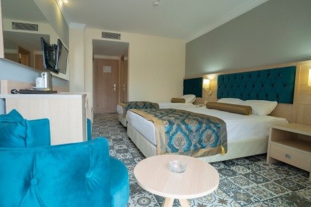 Dream World Palace - 18