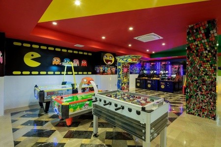 Crystal Aura Beach Resort & Spa - 21