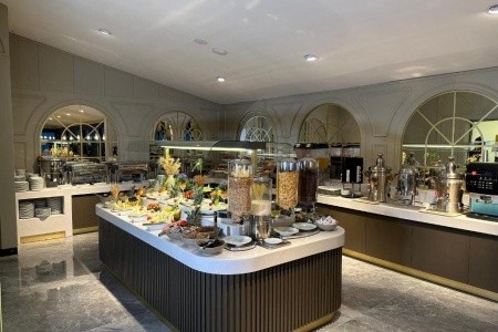 Turecko Istanbul Zürich 5 dňový pobyt Raňajky Letecky Letisko: Praha January 2026 ( 2/01/26- 6/01/26)