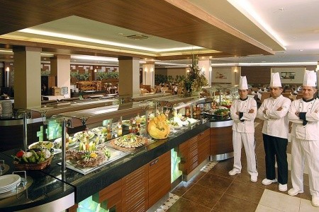 Iron Ambassador Plaza - 13