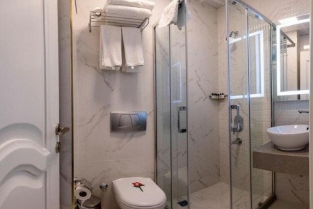 Turecko Istanbul The Byzantium Hotel & Suites 4 dňový pobyt Raňajky Letecky Letisko: Viedeň March 2026 (26/03/26-29/03/26)