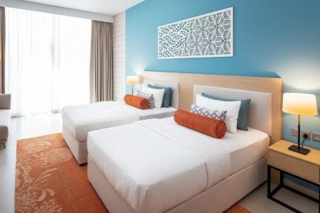 Spojené arabské emiráty Dubaj Centara Mirage Beach Resort 7 dňový pobyt Plná penzia Letecky Letisko: Krakov October 2026 ( 7/10/26-13/10/26)