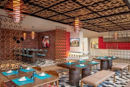 Spojené arabské emiráty Dubaj Centara Mirage Beach Resort 7 dňový pobyt Plná penzia Letecky Letisko: Krakov October 2026 ( 7/10/26-13/10/26)